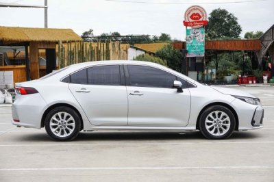 TOYOTA ALTIS (NEW) 1.6 G AT ปี 2019 (9กด8992)