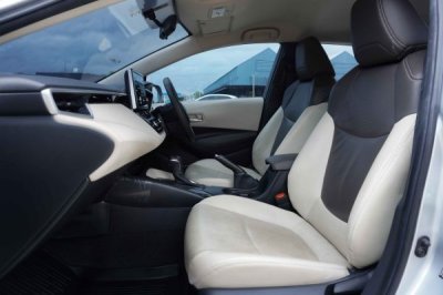 TOYOTA ALTIS (NEW) 1.6 G AT ปี 2019 (9กด8992)