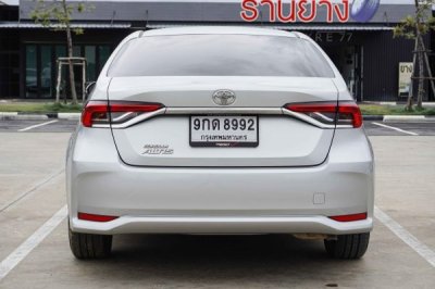 TOYOTA ALTIS (NEW) 1.6 G AT ปี 2019 (9กด8992)