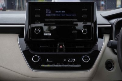 TOYOTA ALTIS (NEW) 1.6 G AT ปี 2019 (9กด8992)