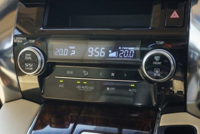 TOYOTA ALPHARD 2.5 HYBRID SRC AT ปี2019