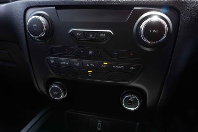 FORD EVEREST 2.0 L TURBO TITANIUM AT ปี 2018