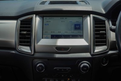 FORD EVEREST 2.0 L TURBO TITANIUM AT ปี 2018