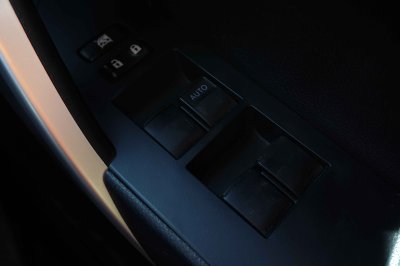 TOYOTA ALTIS 1.6 G AT ปี 2018 (8กณ4067)