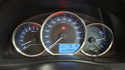 TOYOTA ALTIS 1.6 G AT ปี 2018 (8กณ4067)