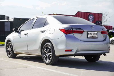 TOYOTA ALTIS 1.6 G AT ปี 2018 (8กด8762)