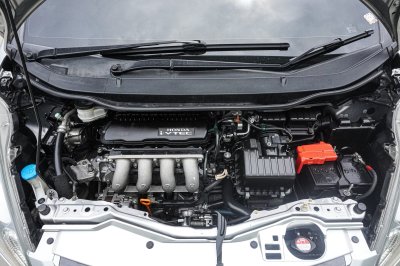 HONDA JAZZ 1.5 SV AT ปี 2009 (กพ1663)