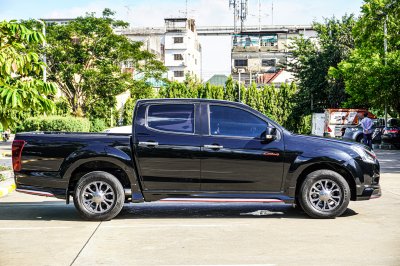 ISUZU D-MAX DOUBLECAB 1.9 X-SPEED MT ปี 2019 (5ขศ8760)