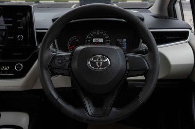 TOYOTA  ALTIS (NEW) 1.6 G AT ปี 2019 (9กด8992)