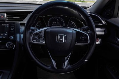 HONDA CIVIC 1.8 EL AT ปี 2019 (8กผ7861)