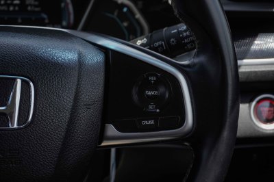 HONDA CIVIC 1.8 EL AT ปี 2019 (8กผ7861)