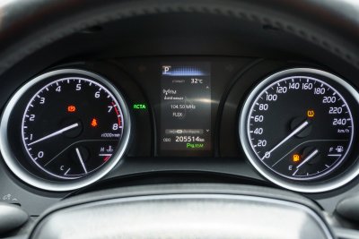 TOYOTA CAMRY 2.0 G ปี2020 (9กศ2762)