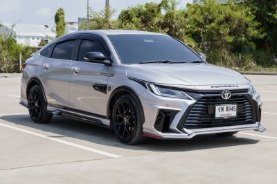 TOYOTA YARIS ATIV 1.2 PREMIUM LUXURY AT ปี2022 จด2023 (งพ8945)