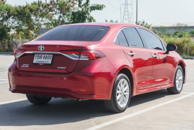 TOYOTA ALTIS 1.8 HV MID AT ปี2020 (1ขต4800)
