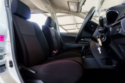 TOYOTA AVANZA 1.5 E AT ปี 2019 (9กธ3729)