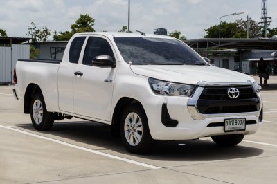 TOYOTA REVO CAB 2.4 Z EDITION ENTRY M/T ปี 2021 (3ฒช9007)