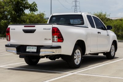 TOYOTA REVO CAB 2.4 Z EDITION ENTRY M/T ปี 2021 (3ฒช9014)