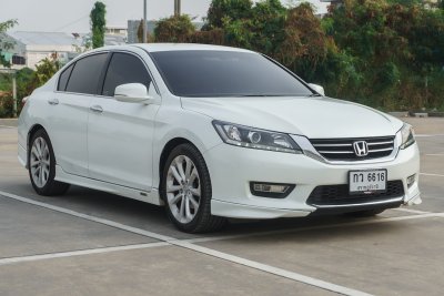 HONDA ACCORD 2.0 EL AT ปี2013 (กว6616)