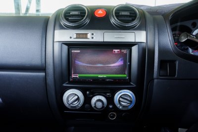 ISUZU D-MAX 2.5 D-CAB HI-LANDER X-SERIES SUPER TITANIUM NAVI MT ปี2011 (ญณ1106)