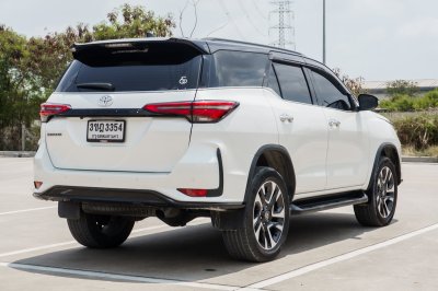 TOYOTA FORTUNER 2.4 LEGENDER ปี2022 (3ขฎ3354)