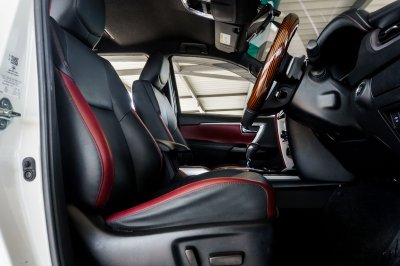 TOYOTA FORTUNER 2.4 LEGENDER ปี2022 (3ขฎ3354)