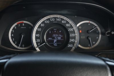 HONDA ACCORD 2.0 EL AT ปี2013 (กว6616)