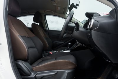 MAZDA 2 1.3 C ปี2021 (กฉ8374)