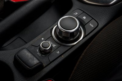 MAZDA 2 1.3 C ปี2021 (กฉ8374)