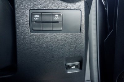 MAZDA 2 1.3 HIGH PLUS ปี2019 (8กร3998)