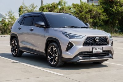TOYOTA YARIS CROSS 1.5 HEV PREMIUM LUXURY ปี2024 (5ขต2272)
