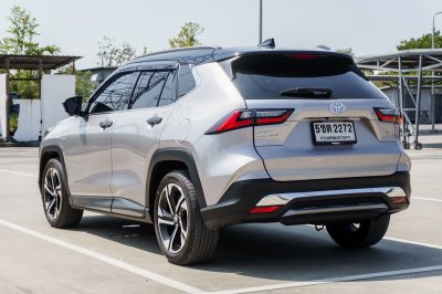 TOYOTA YARIS CROSS 1.5 HEV PREMIUM LUXURY ปี2024 (5ขต2272)