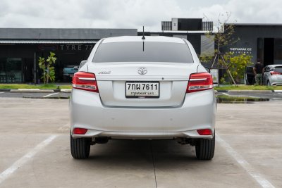 TOYOTA VIOS 1.5 J AT ปี 2018 (7กผ7611)