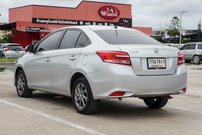TOYOTA VIOS 1.5 J AT ปี 2018 (7กผ7611)