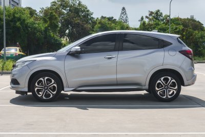 HONDA HR-V 1.8 EL ปี2020 (1ขฉ1610)