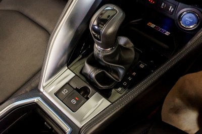 TOYOTA YARIS CROSS 1.5 HEV PREMIUM LUXURY ปี2024 (5ขต2272)