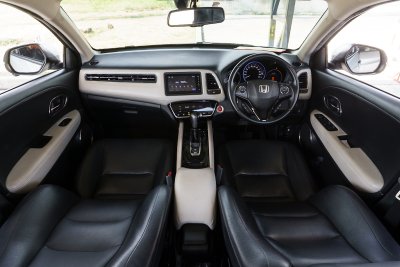 HONDA HR-V 1.8 EL ปี2020 (1ขฉ1610)