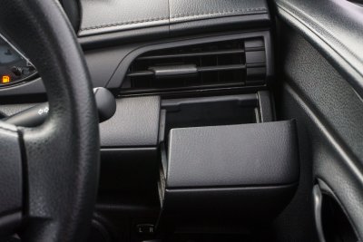 TOYOTA VIOS 1.5 J AT ปี 2018 (7กผ7611)