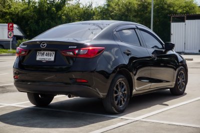 MAZDA 2 1.3 HIGH CONNECT AT ปี 2018 (7กศ4697)