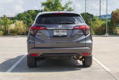 HONDA HR-V 1.8 EL AT ปี2020 (1ขฉ1383)