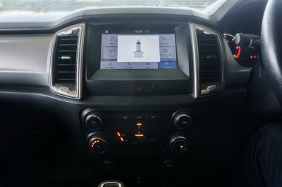 FORD RANGER 2.2 HI-RIDER DOUBLE CAB XLT AT ปี2020 (กธ8246)