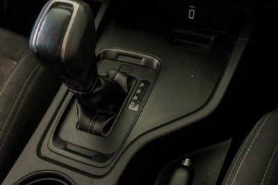 FORD RANGER 2.2 HI-RIDER DOUBLE CAB XLT AT ปี2020 (กธ8246)