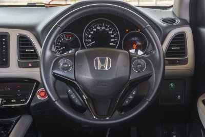 HONDA HR-V 1.8 EL AT ปี2020 (1ขฉ1605)