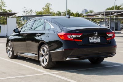 HONDA ACCORD 2.0 E:HEV EL+ AT ปี 2021 (9กส6929)
