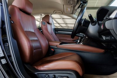 HONDA ACCORD 2.0 E:HEV EL+ AT ปี 2021 (9กส6929)