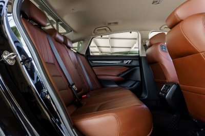 HONDA ACCORD 2.0 E:HEV EL+ AT ปี 2021 (9กส6929)