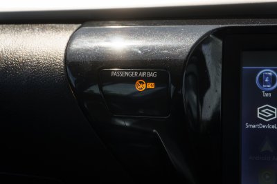 TOYOTA REVO DUAL CAB 2.4 PRERUNNER ENTRY AT ปี2022 จด2023 (3ขห8738)