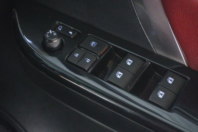 TOYOTA FORTUNER 2.4 LEGENDER ปี2021 (9กฬ5222)