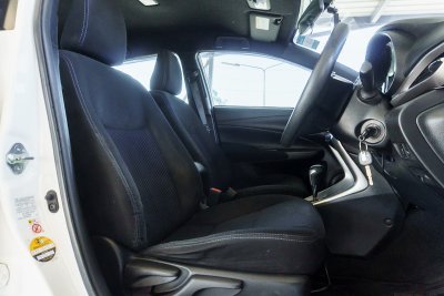 TOYOTA YARIS 1.2 E AT ปี2017 (7กข917)