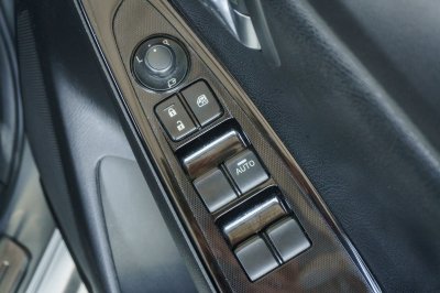 MAZDA 2 1.3 HIGH CONNECT ปี2018 (กษ2816)