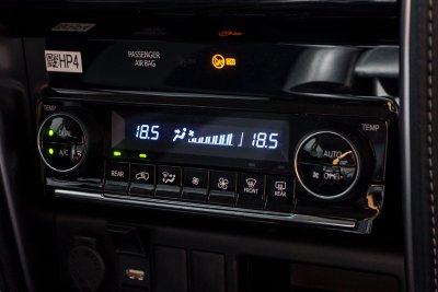 TOYOTA FORTUNER 2.4 LEADER V ปี2024 (กบ6354)